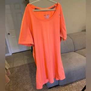 Under Armor Bright orange shirt, short sleeve